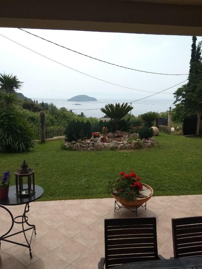 Enjoy The View Vila Nea Iraklitsa Exterior foto